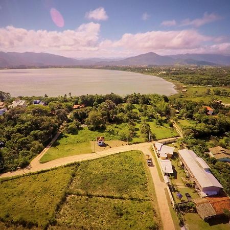 פראייה דו רוזה Pousada Lagoa Do Rosa מראה חיצוני תמונה